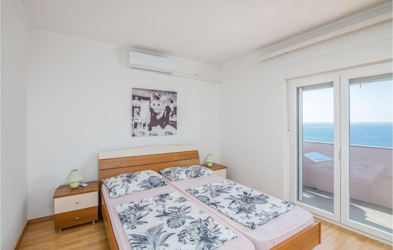 Nice Apartment In Stara Baska 1 With Wifi ภายนอก รูปภาพ