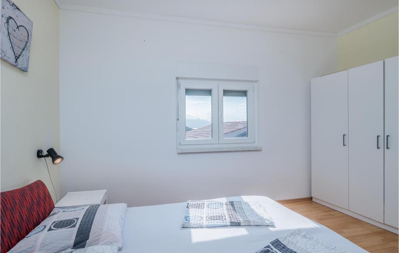 Nice Apartment In Stara Baska 1 With Wifi ภายนอก รูปภาพ
